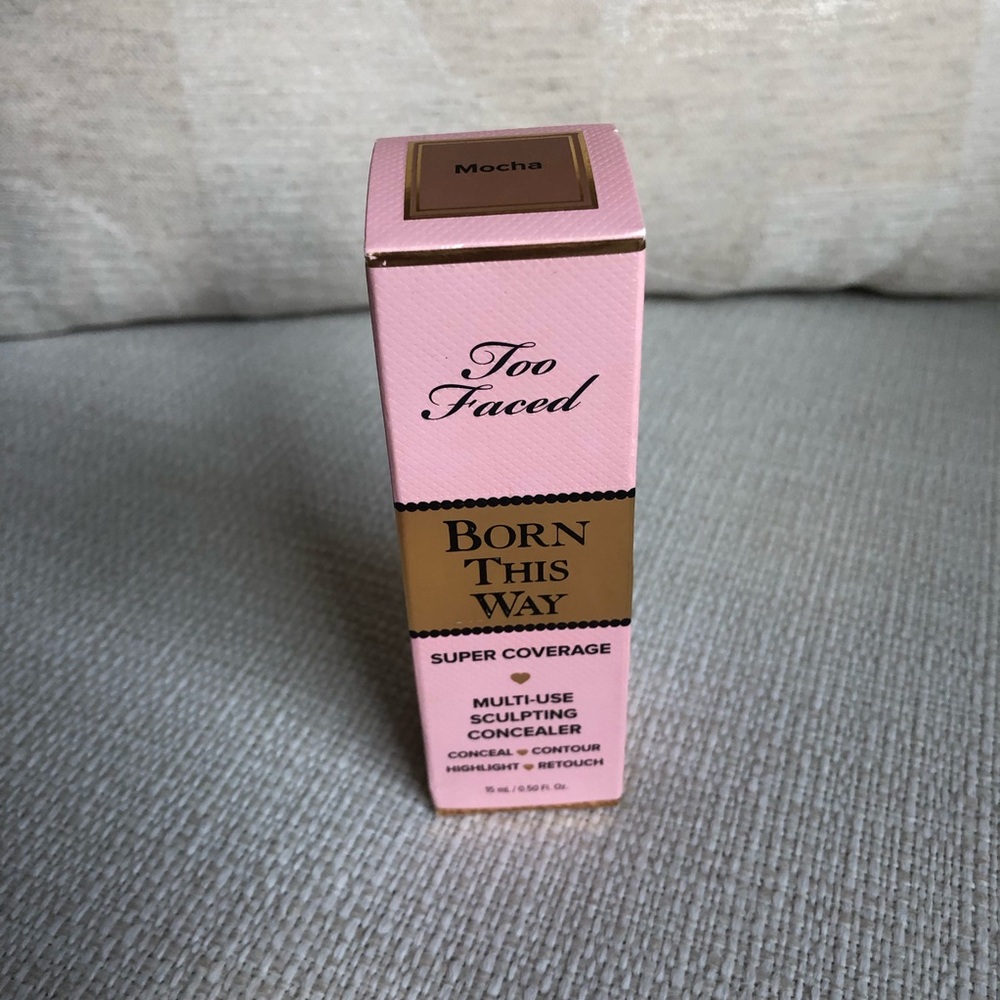 Too Faced
Born This Way Super Coverage Multi-Use Sculpting Concealer - Picture 4 of 4